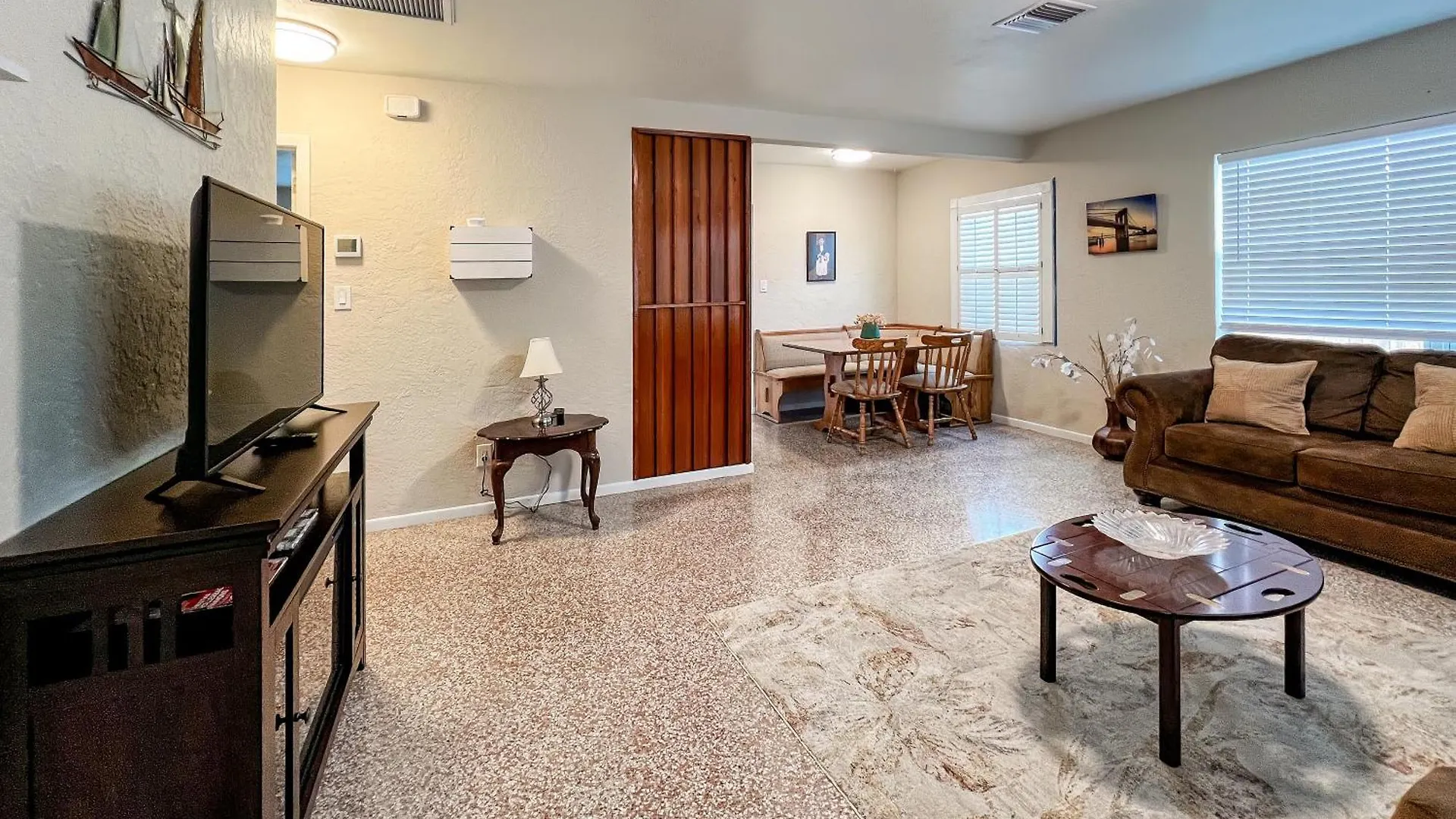 Downtown Duplex B Private Yard Great Location Villa Sanford 0*,  United States
